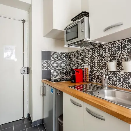 - Gabriel Peri Apartment Montrouge