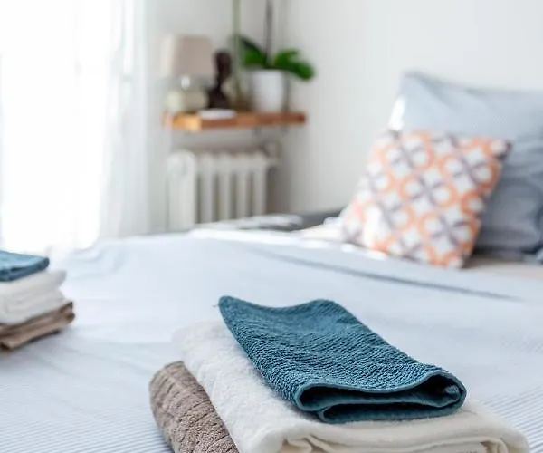 - Gabriel Peri * Монруж