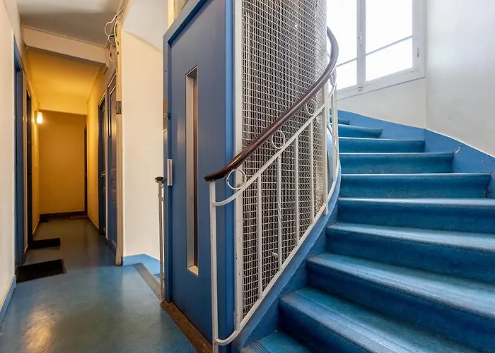 - Gabriel Peri * Монруж